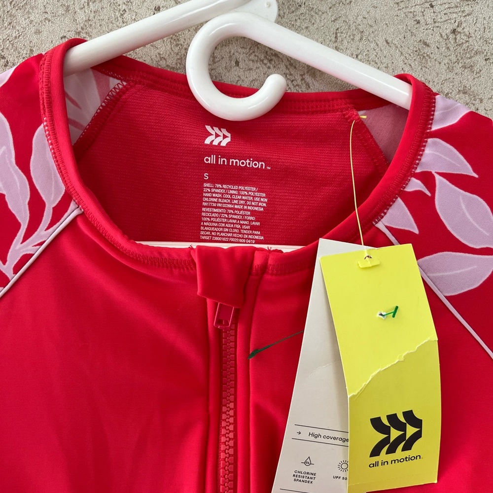 all in motion Pink Red Floral Zip-Front Long Sleeve Swimsuit - Picture 2 of 3